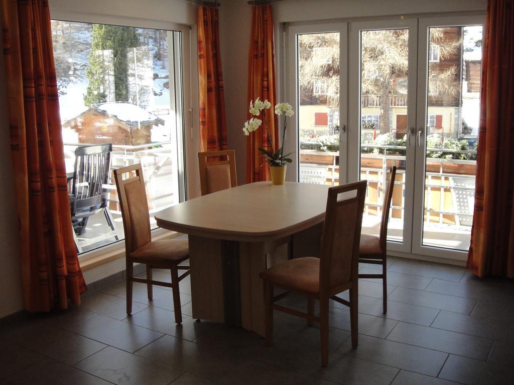 Haus Alpenstern Apartment Saas-Grund Phòng bức ảnh
